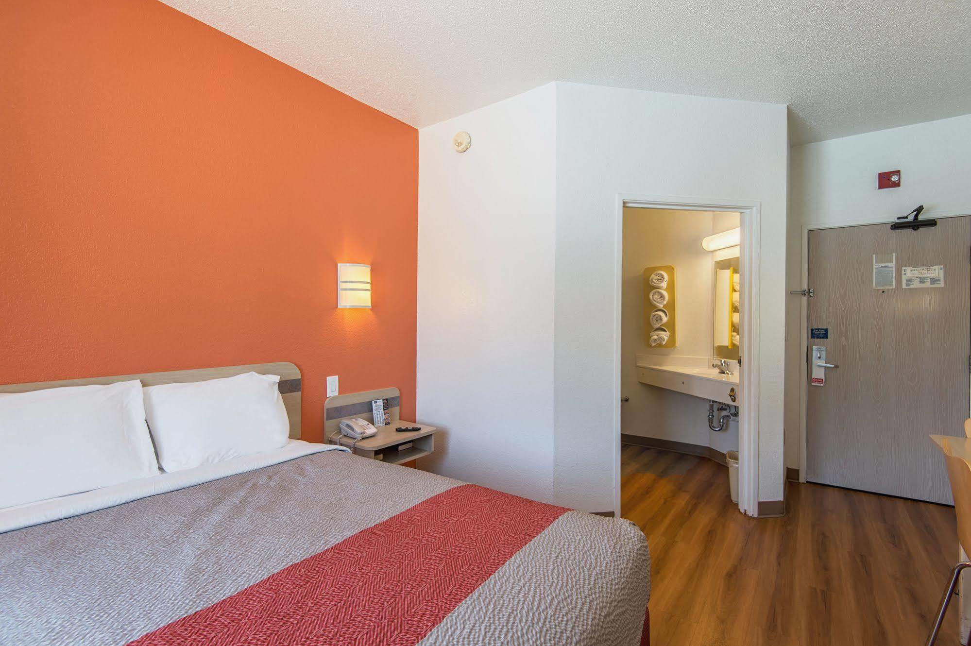 Motel 6-Junction City, Ks Kültér fotó