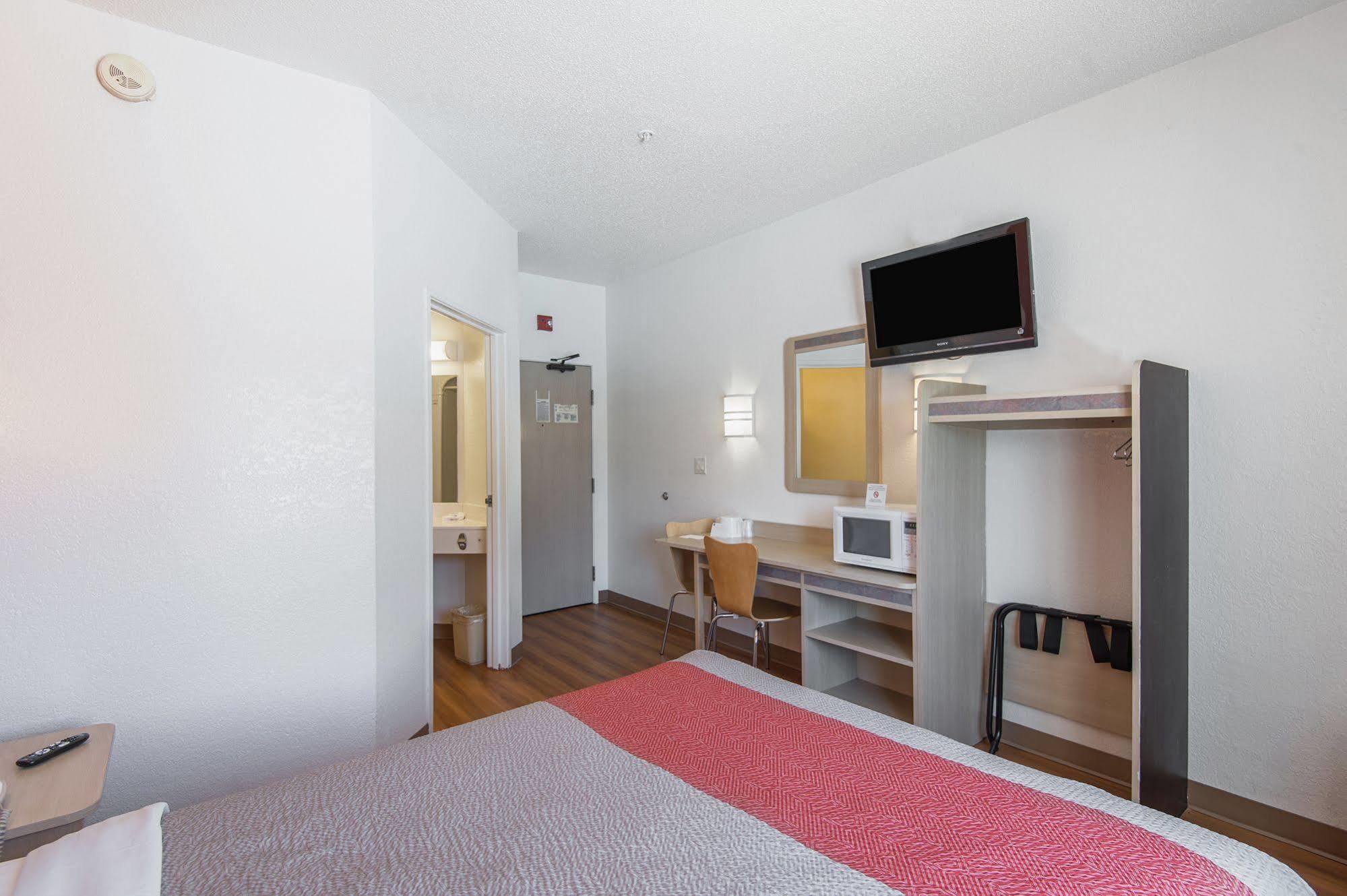 Motel 6-Junction City, Ks Kültér fotó
